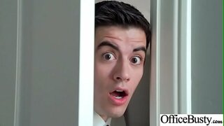 Slut Ragazza (Diamond Jackson) Tondo Con Tette Enormi Ottiene Inchiodato In Ufficio vid-09